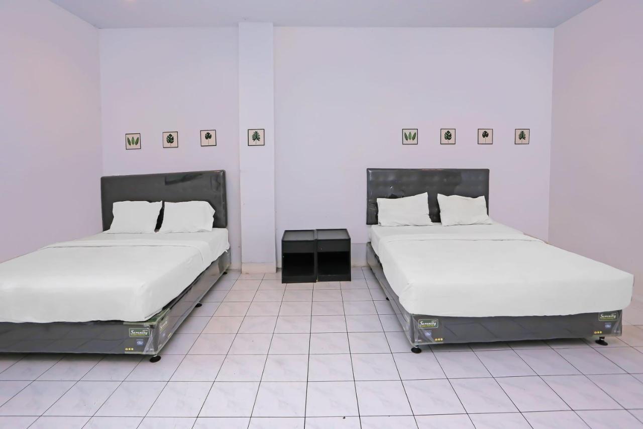 Collection O 92739 Hotel Pintu Besar Jakarta Bagian luar foto